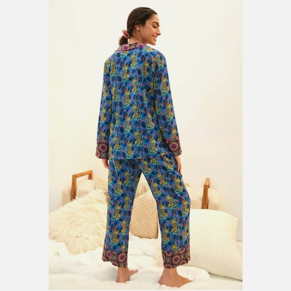 ANTHROPOLOGIE x Janine Lecour Fleurs Pajama Leopard Top - Picture 3 of 8